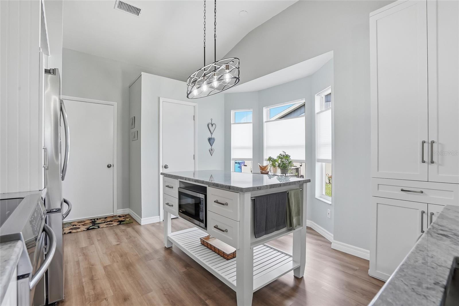 Image 24 of 69 For 4839 14th Avenue E