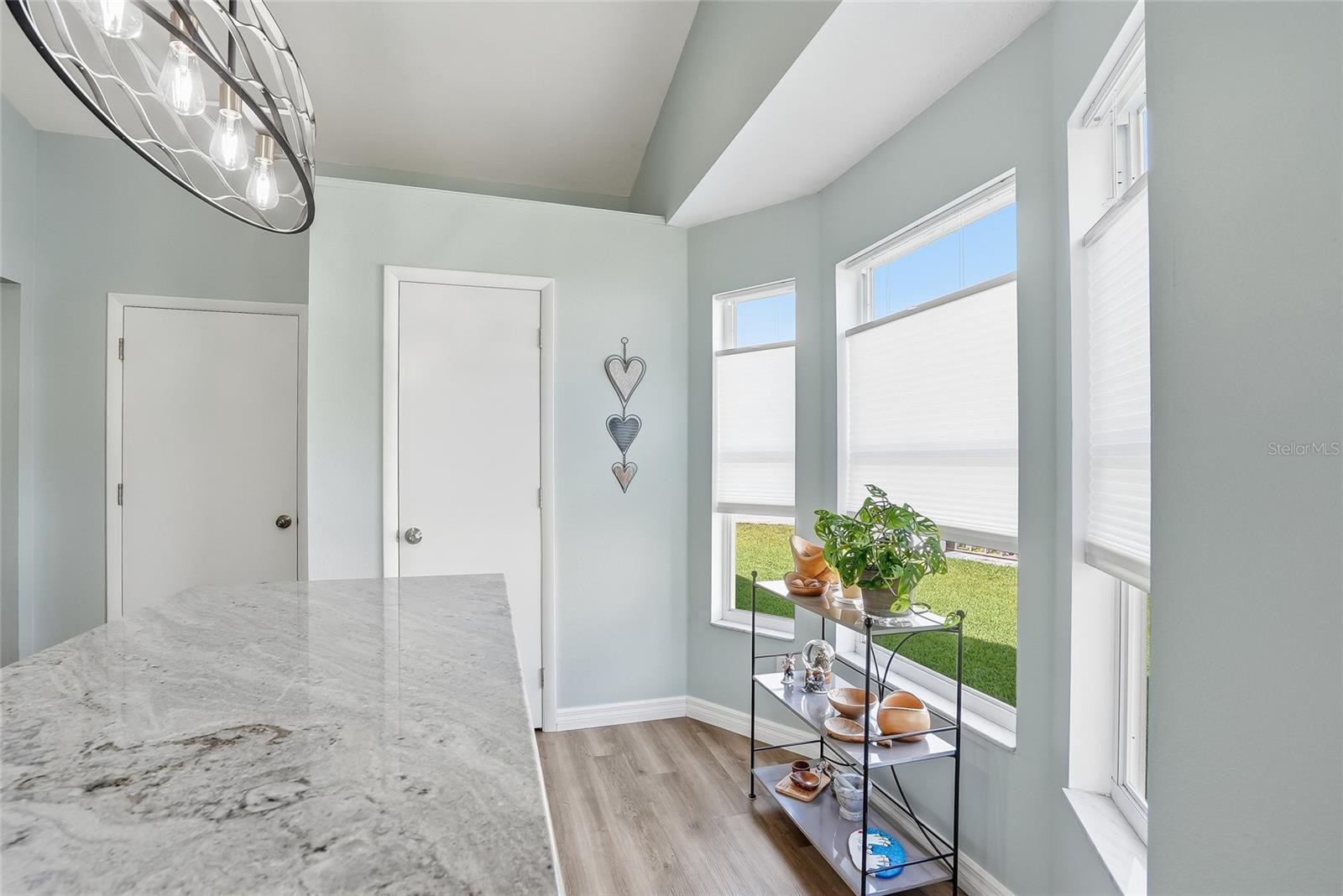 Image 30 of 69 For 4839 14th Avenue E