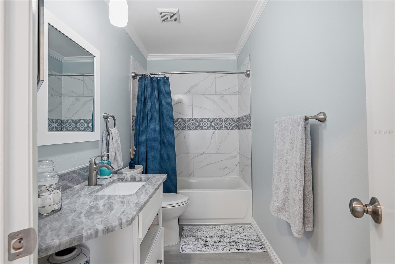 Image 40 of 69 For 4839 14th Avenue E