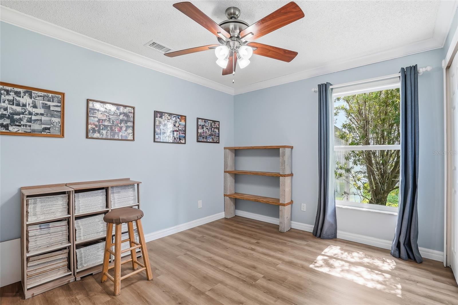 Image 42 of 69 For 4839 14th Avenue E