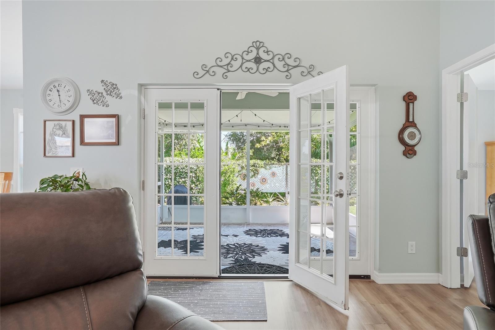Image 45 of 69 For 4839 14th Avenue E