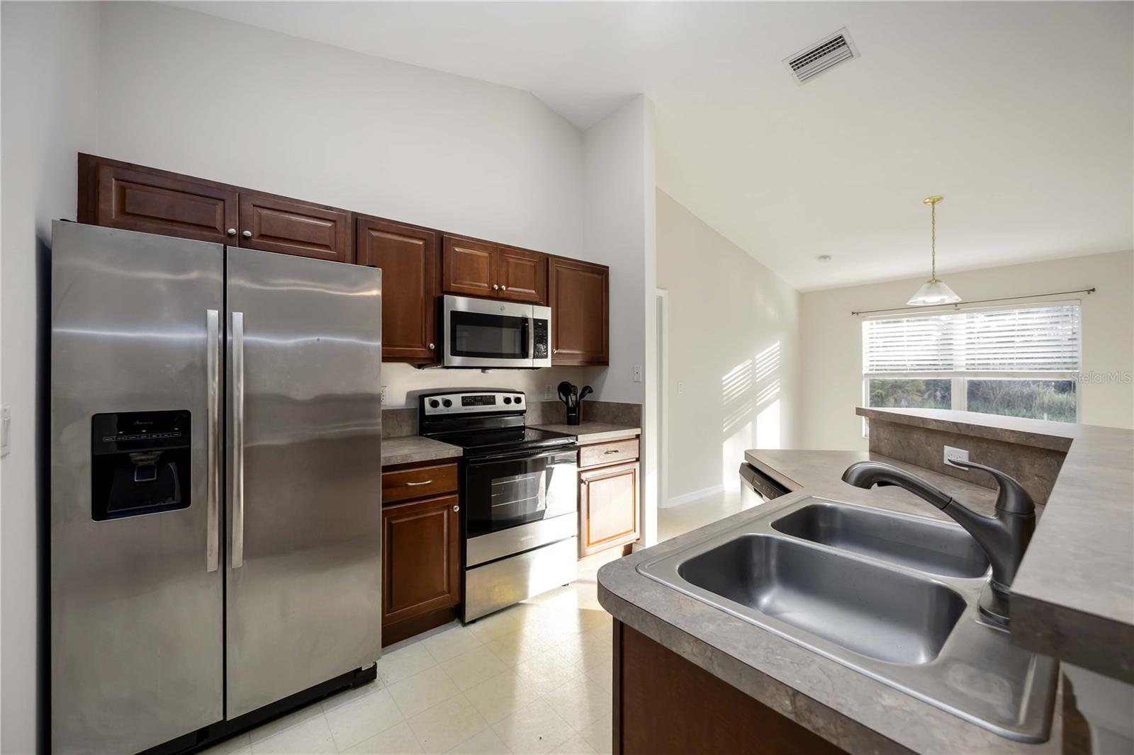 Image 8 of 20 For 1698 Lavina Street