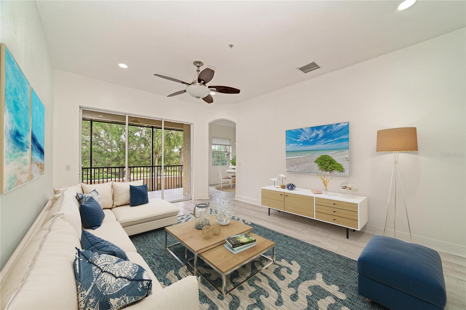 Image 13 of 35 For 8261 Miramar Way 202