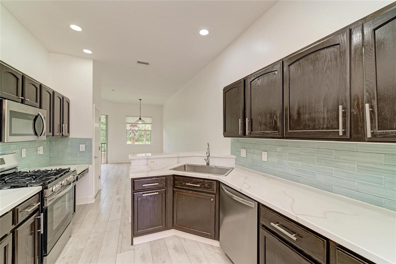 Image 9 of 35 For 8261 Miramar Way 202