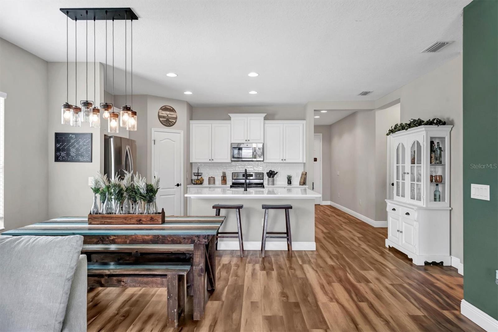 Image 13 of 70 For 1307 Thornbury Drive