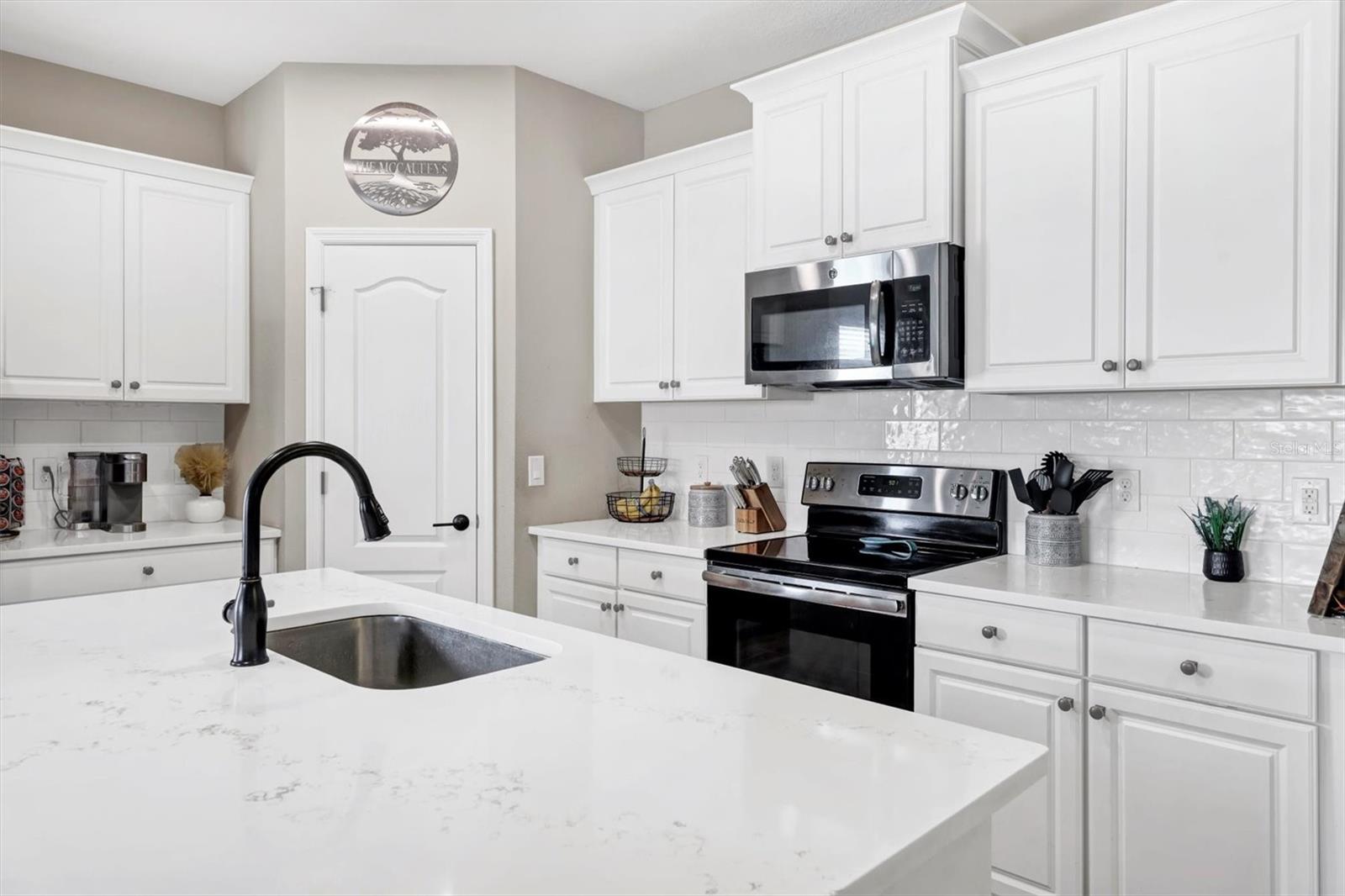 Image 18 of 70 For 1307 Thornbury Drive