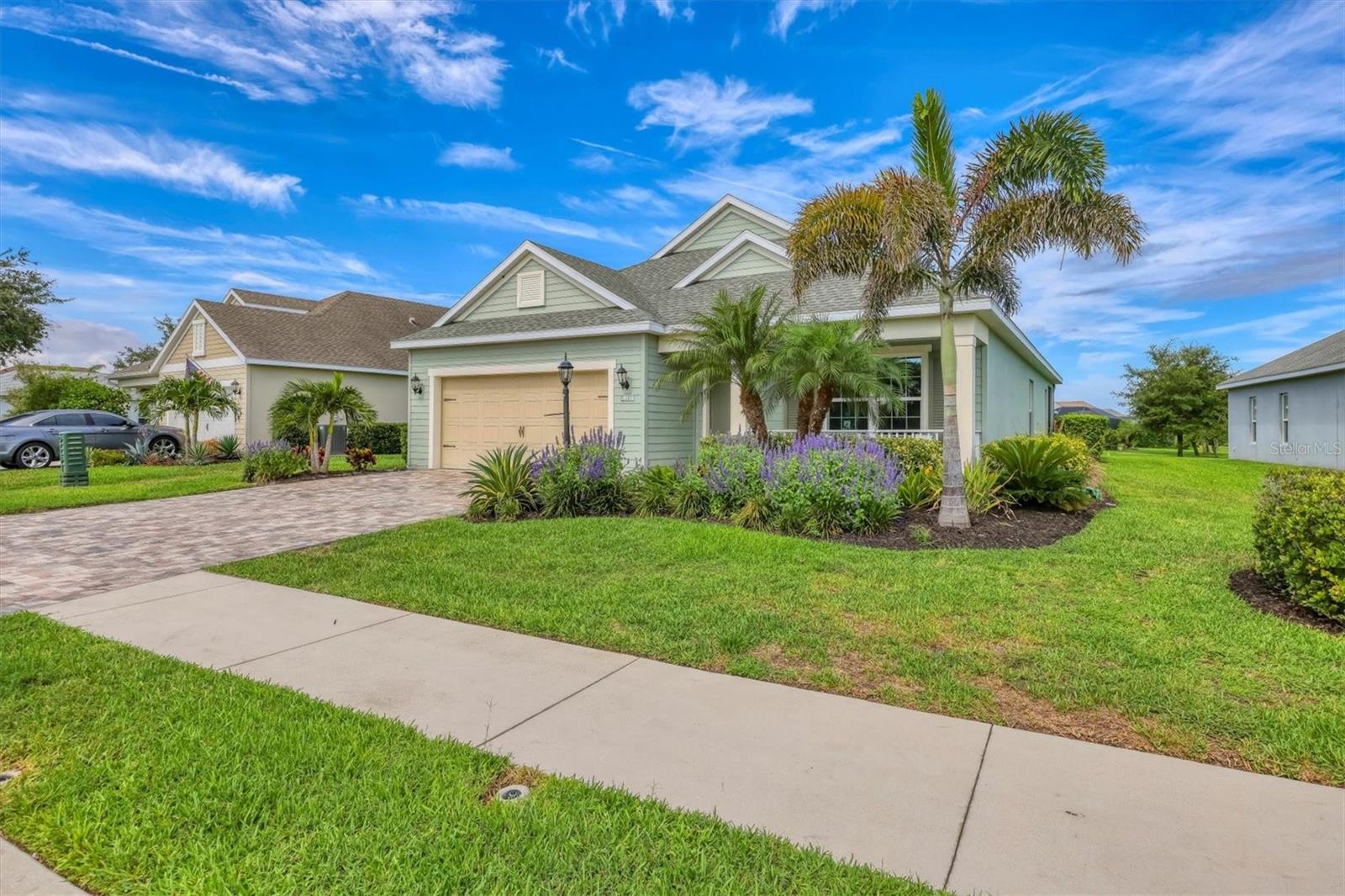 Image 4 of 70 For 1307 Thornbury Drive