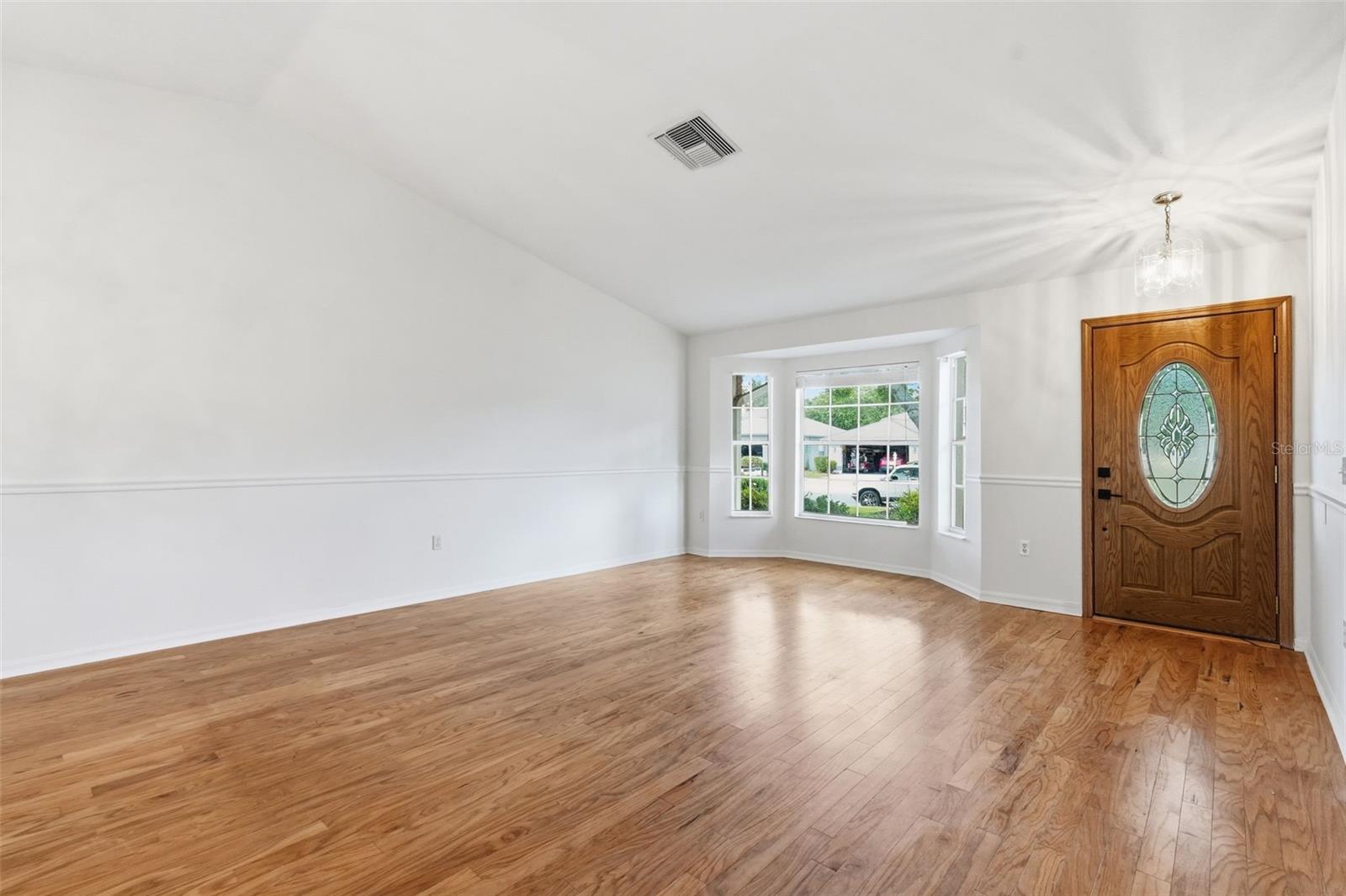 Image 11 of 53 For 1444 Canberley Court