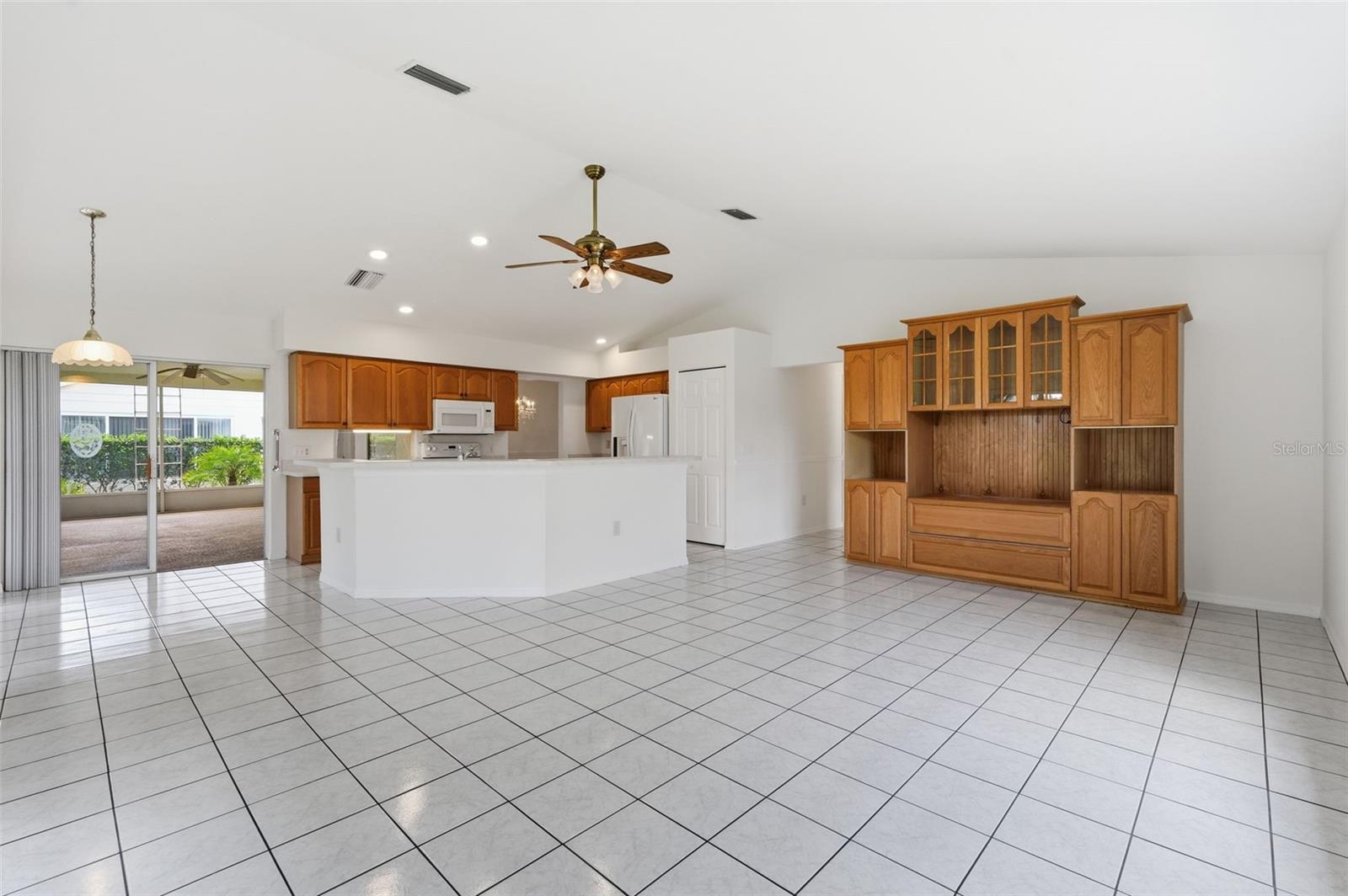 Image 22 of 53 For 1444 Canberley Court