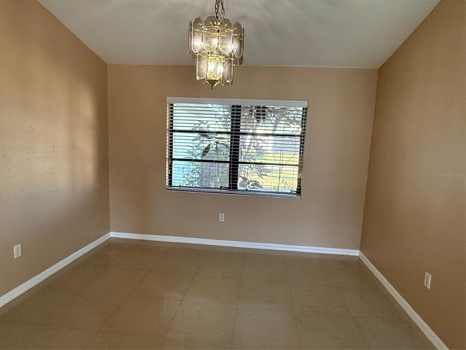 Image 4 of 18 For 17154 Galleon Terrace