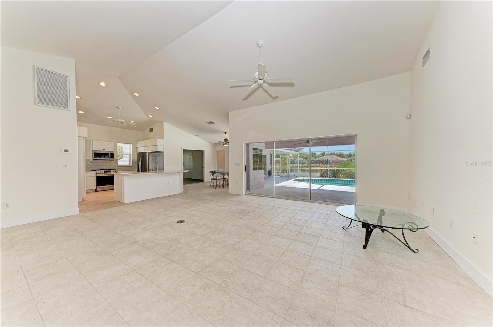 Image 11 of 60 For 11218 Rivers Bluff Circle