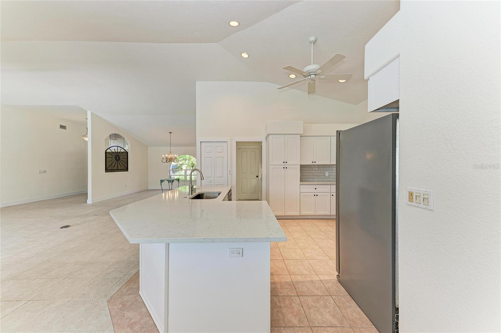 Image 15 of 60 For 11218 Rivers Bluff Circle