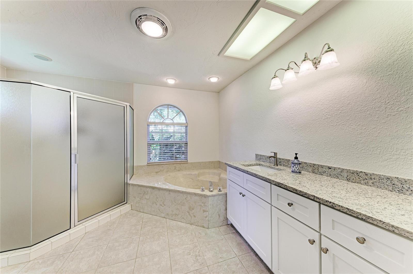 Image 31 of 60 For 11218 Rivers Bluff Circle