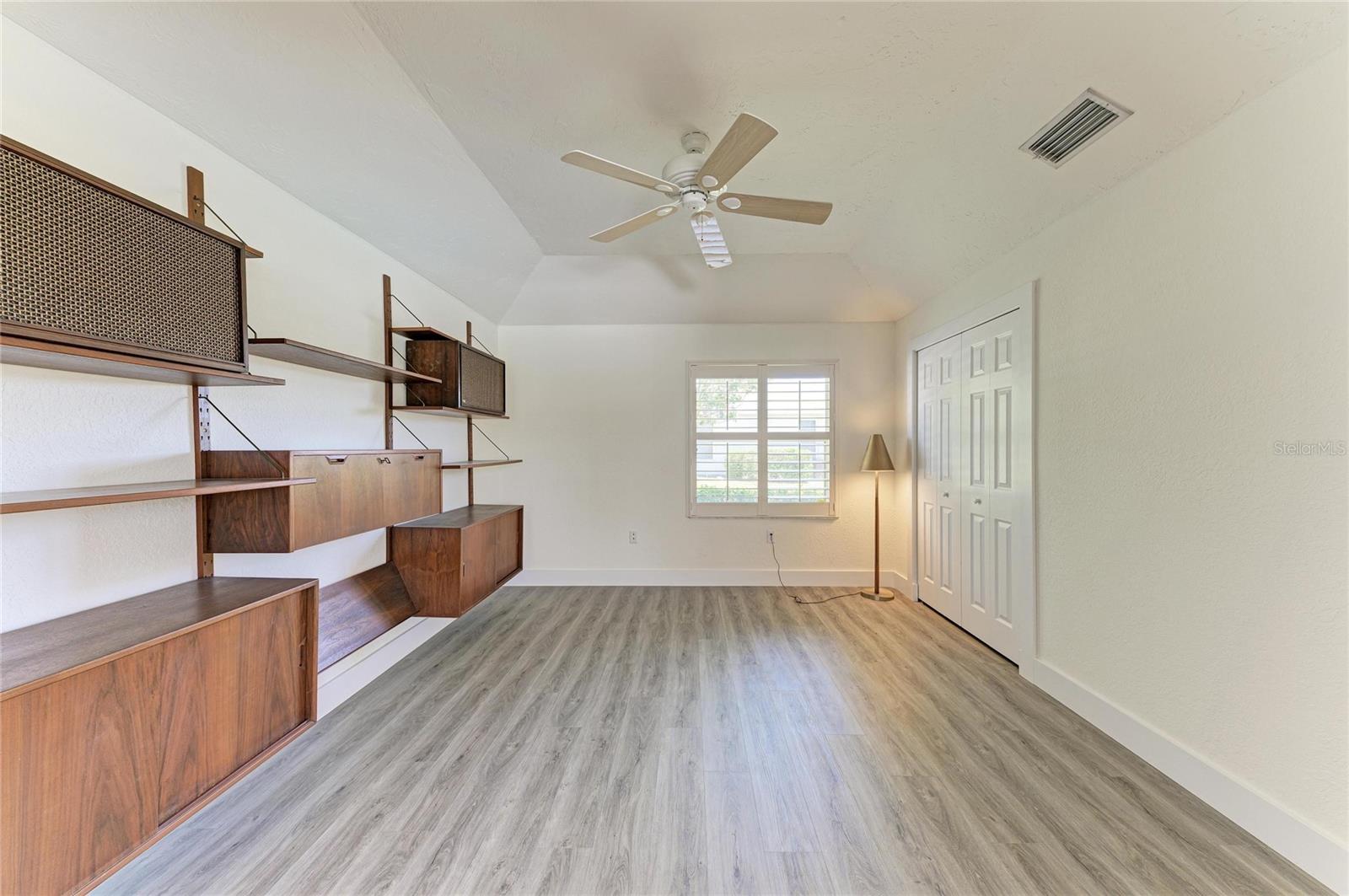 Image 33 of 60 For 11218 Rivers Bluff Circle