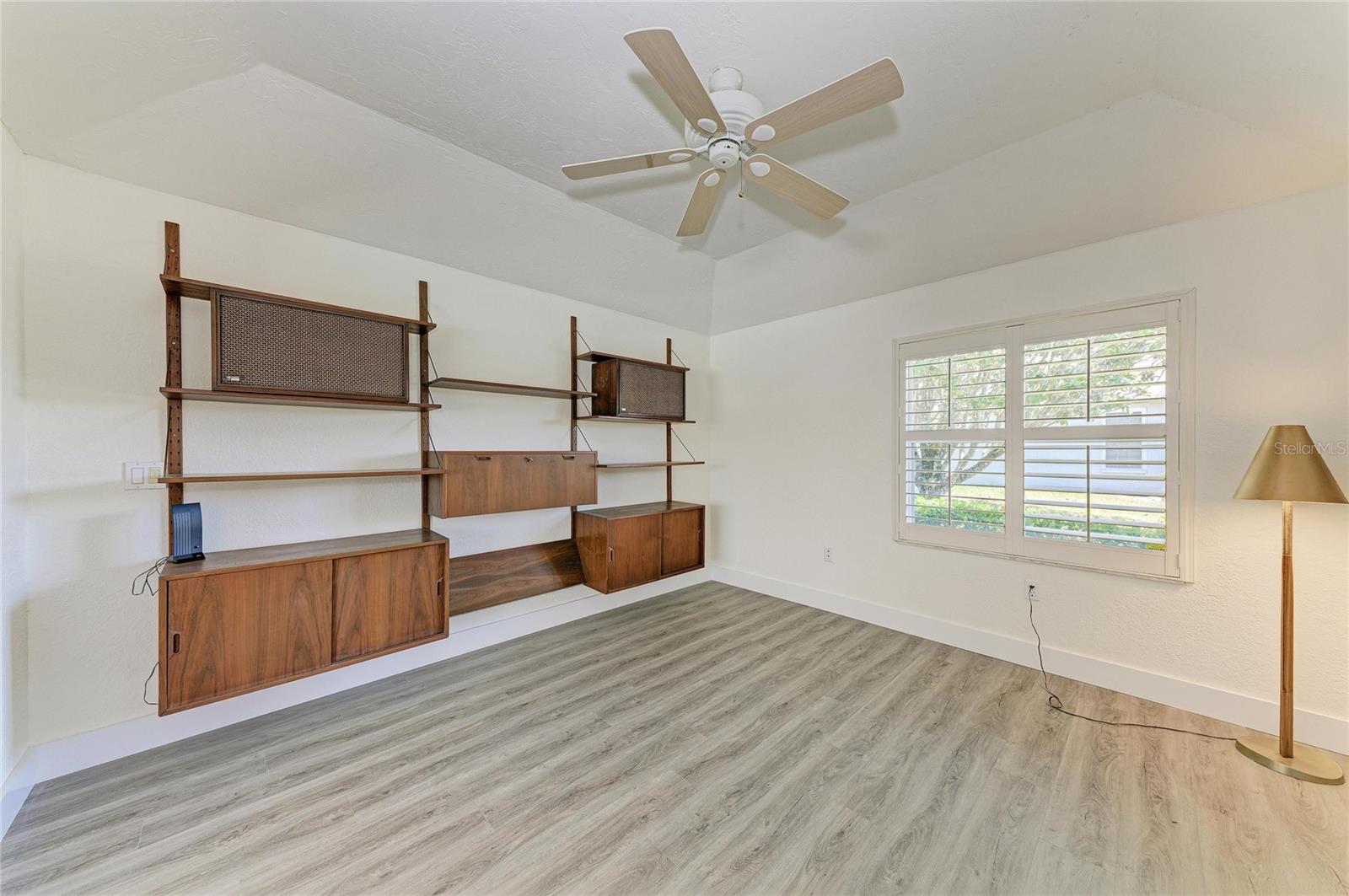 Image 34 of 60 For 11218 Rivers Bluff Circle
