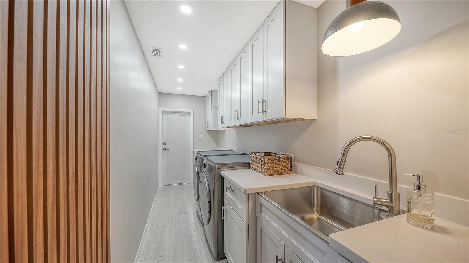 Image 15 of 57 For 2614 Croton Avenue