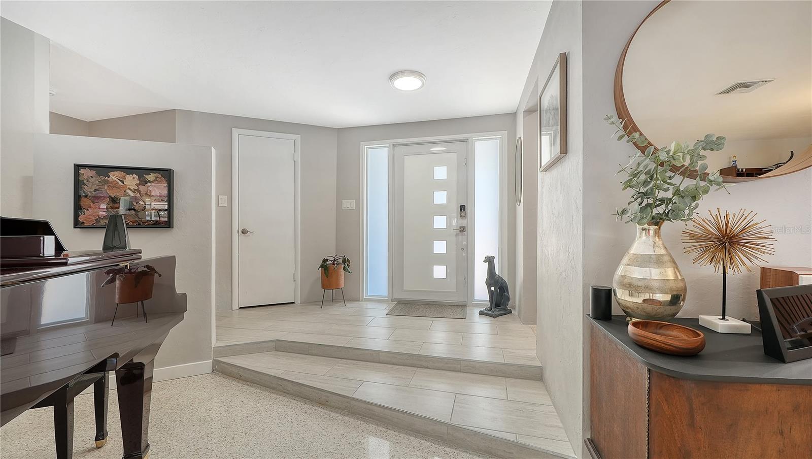Image 16 of 57 For 2614 Croton Avenue