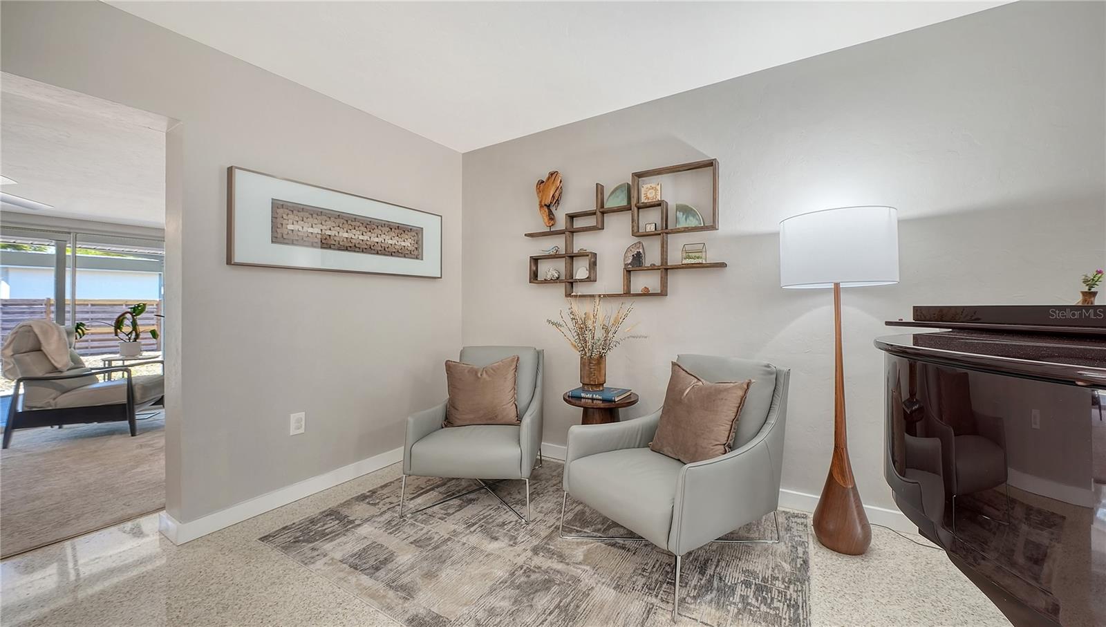 Image 17 of 57 For 2614 Croton Avenue