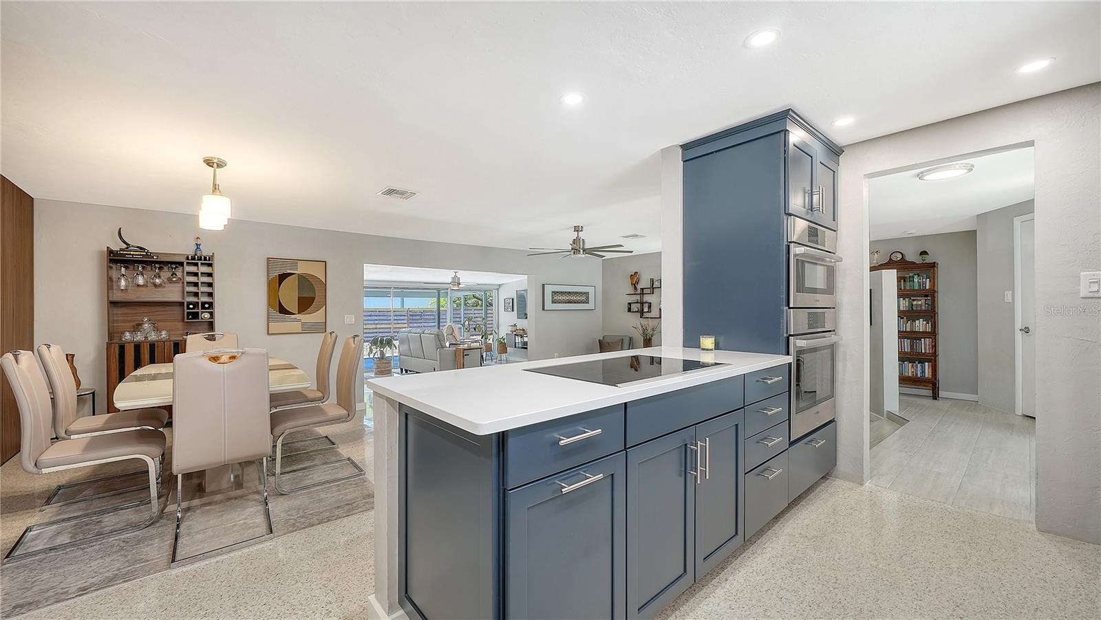 Image 20 of 57 For 2614 Croton Avenue