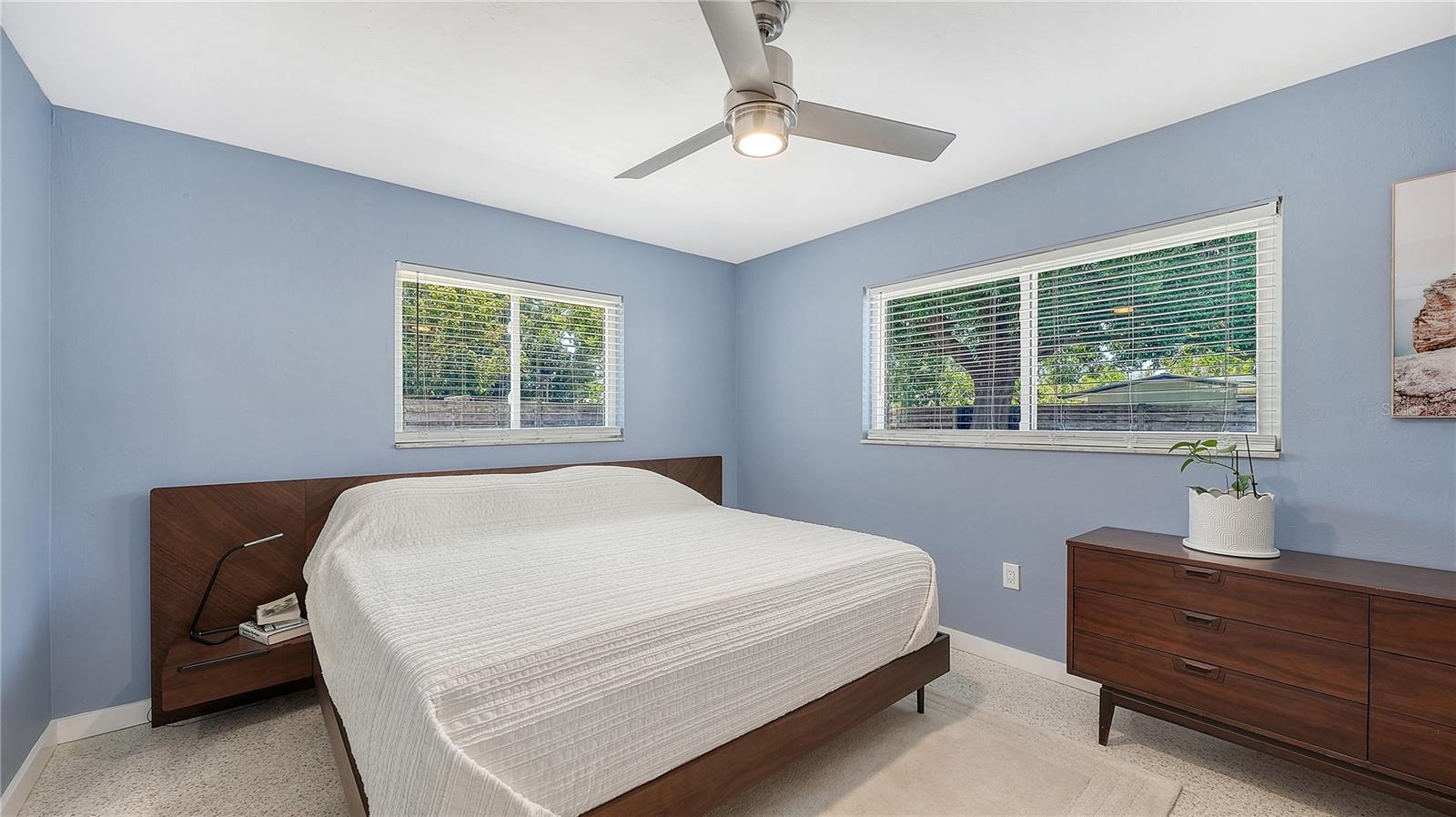 Image 30 of 57 For 2614 Croton Avenue