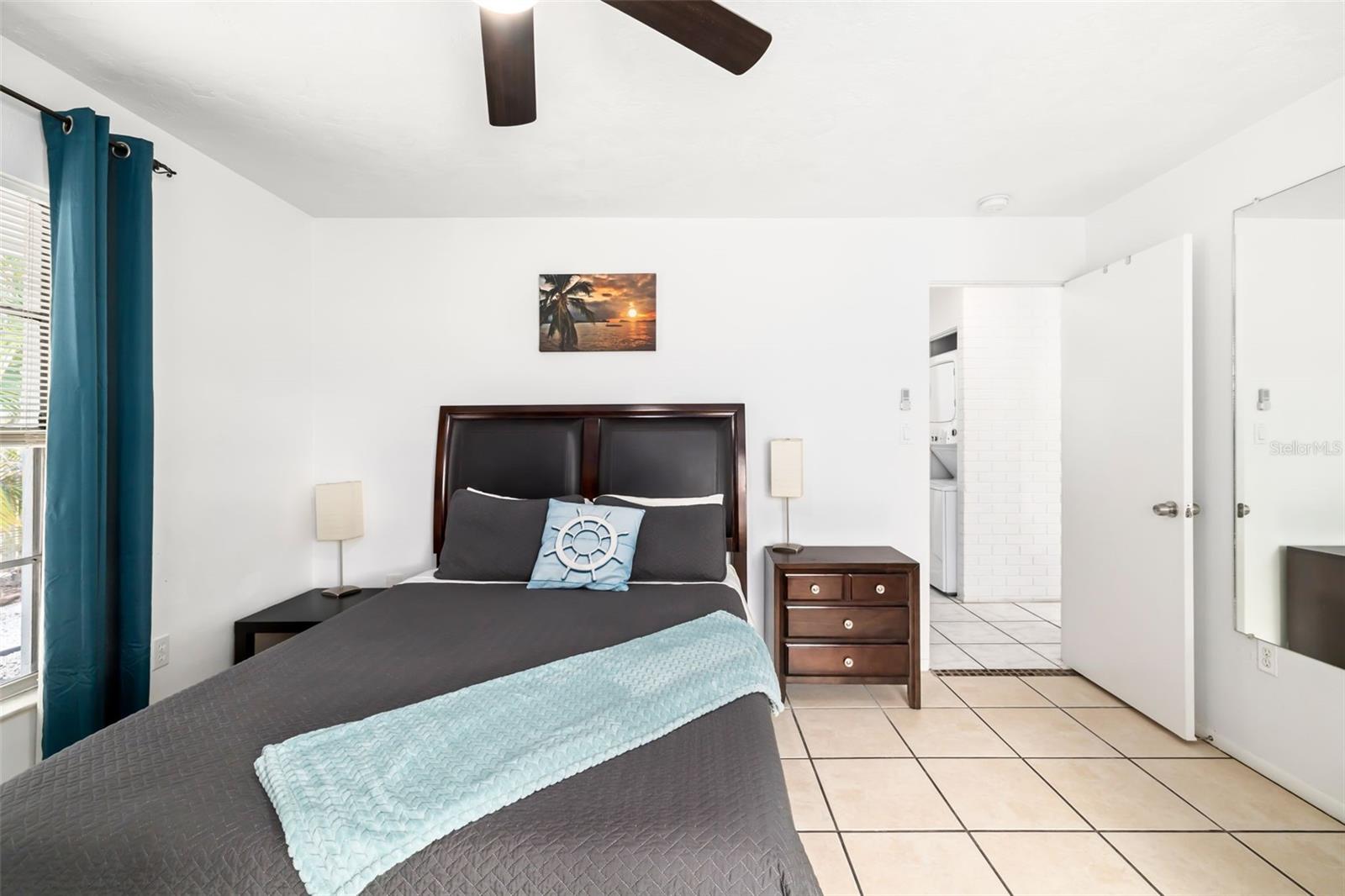 Image 15 of 62 For 4001 Groveland Avenue