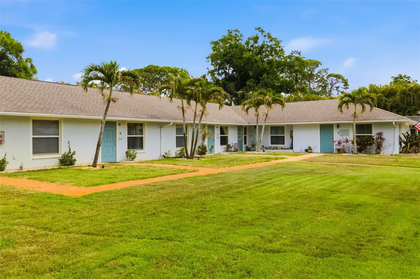 Image 41 of 62 For 4001 Groveland Avenue