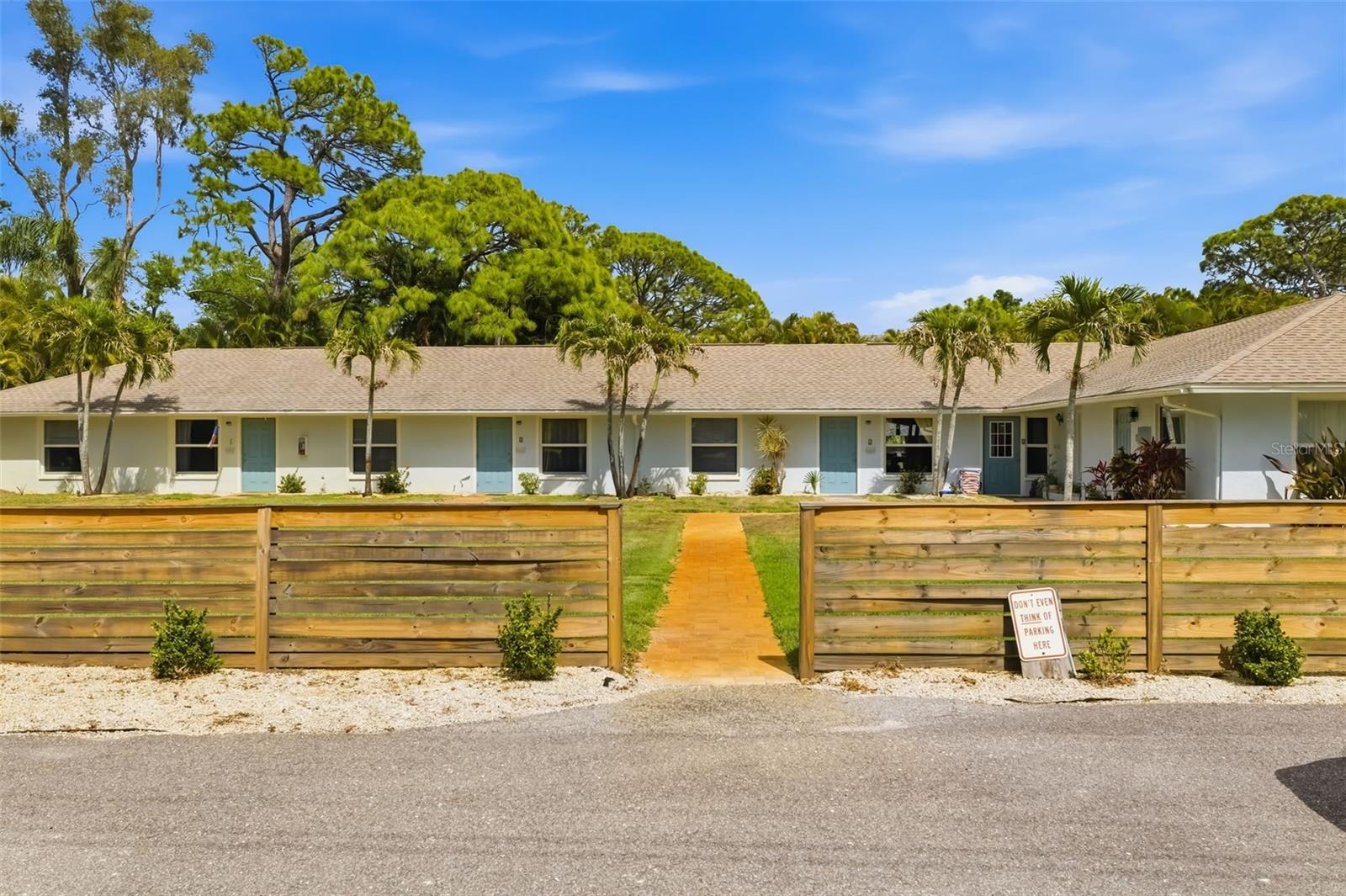 Image 44 of 62 For 4001 Groveland Avenue
