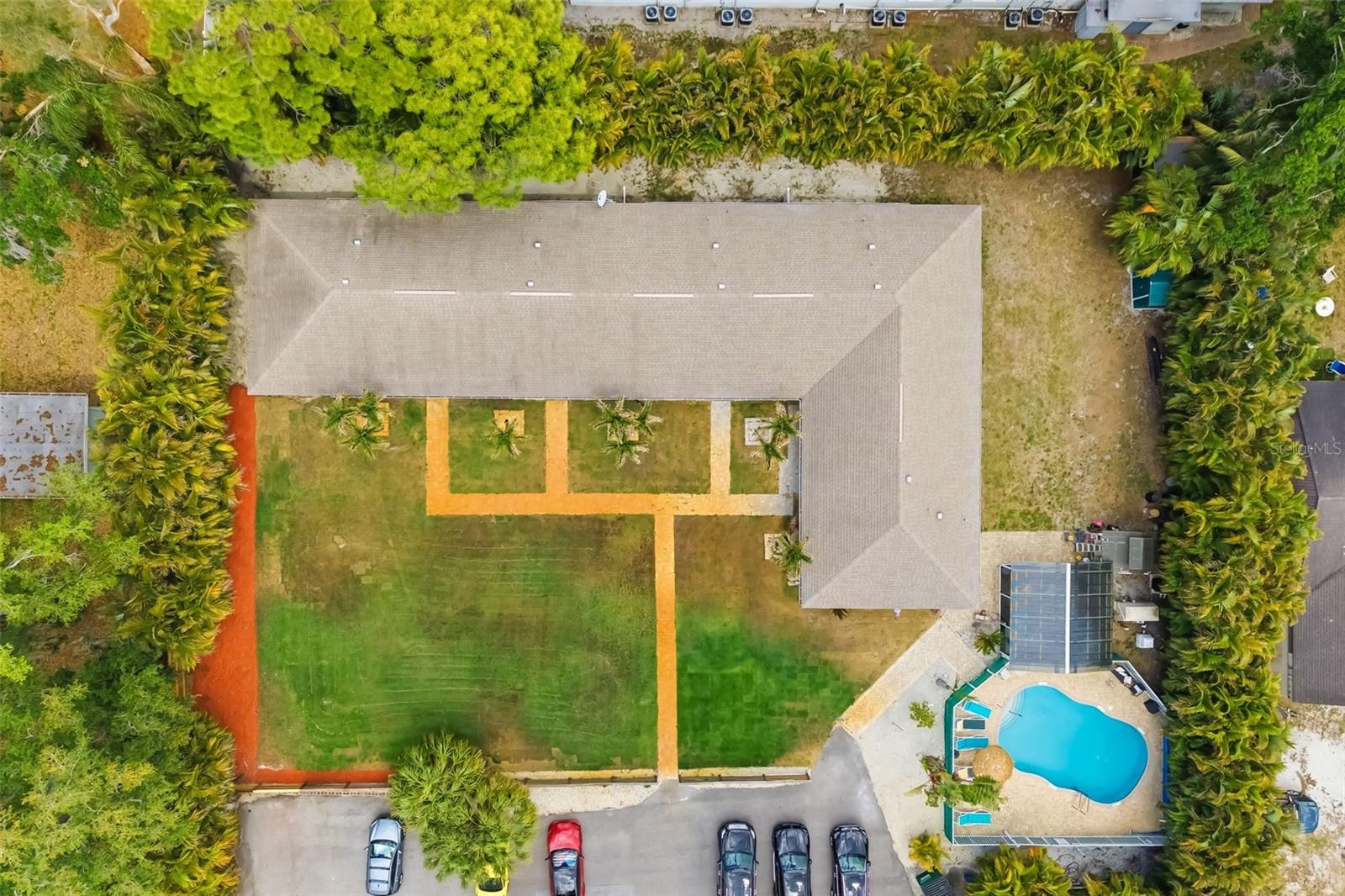 Image 47 of 62 For 4001 Groveland Avenue