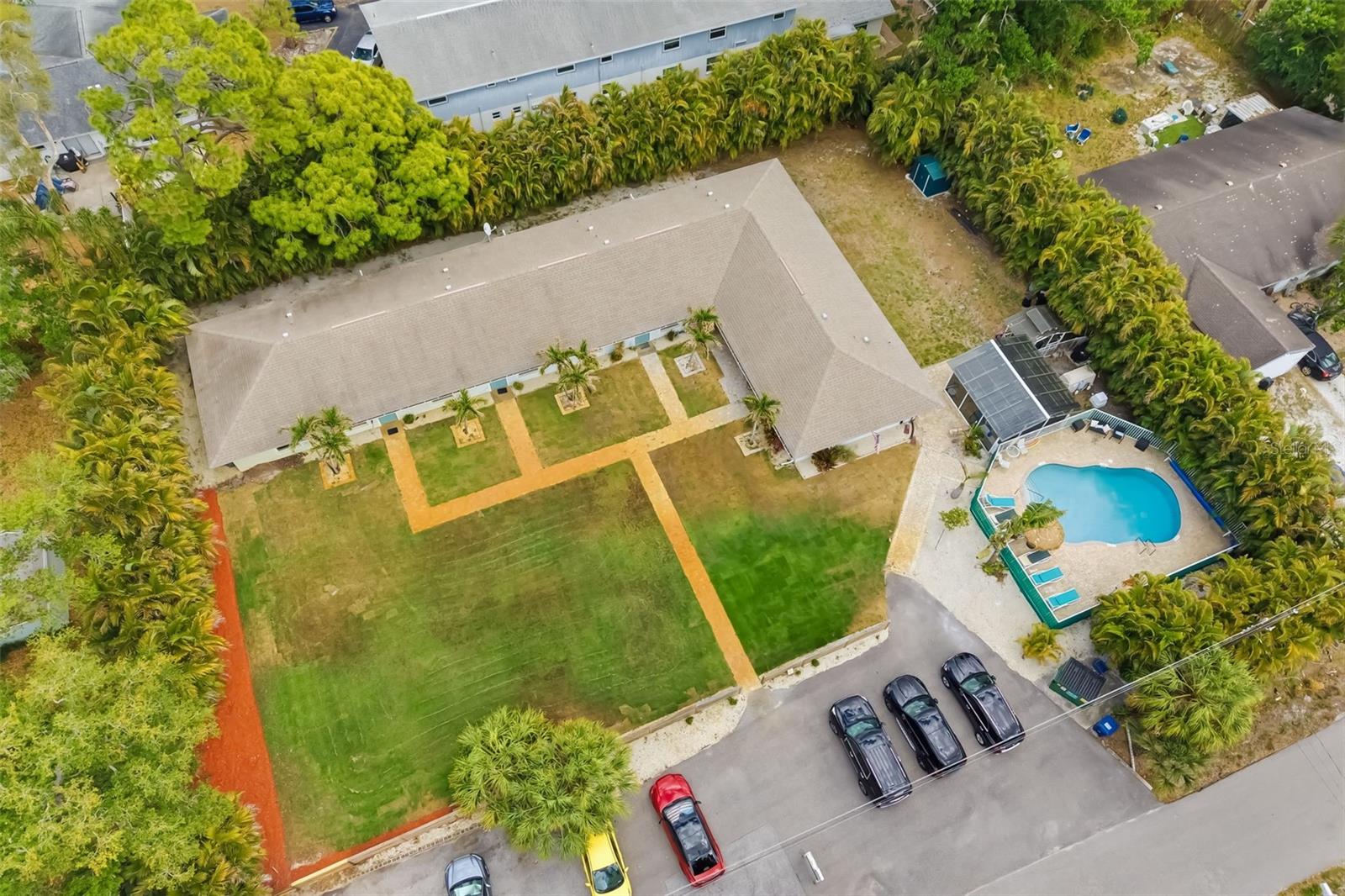 Image 49 of 62 For 4001 Groveland Avenue