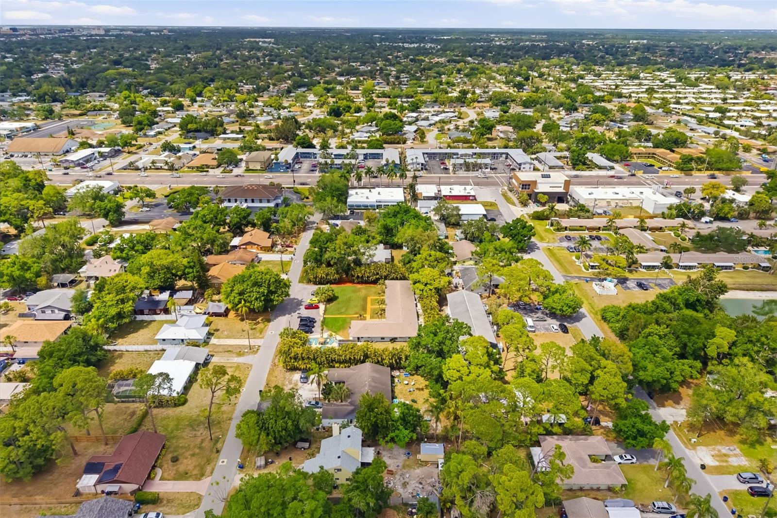 Image 55 of 62 For 4001 Groveland Avenue