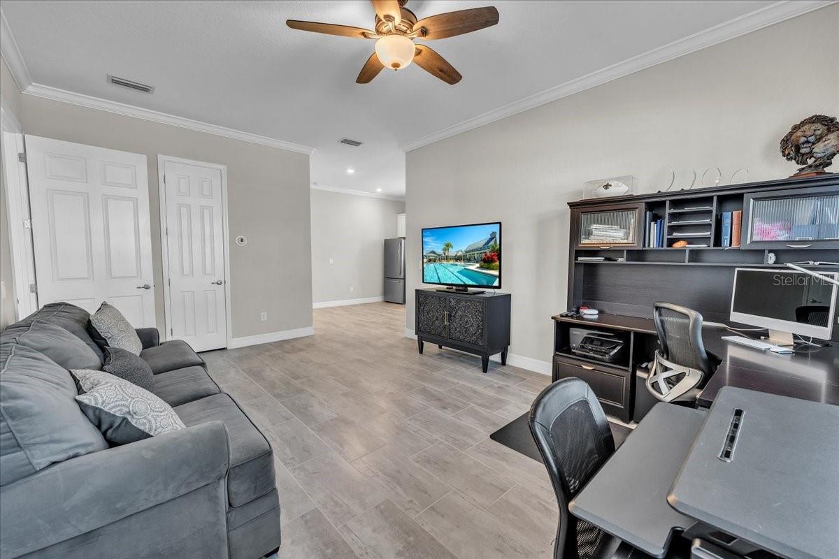 Image 18 of 73 For 2905 Starwood Court