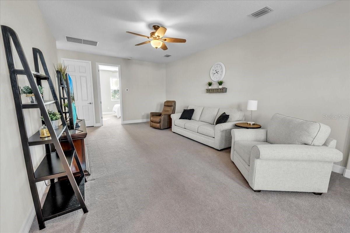 Image 35 of 73 For 2905 Starwood Court