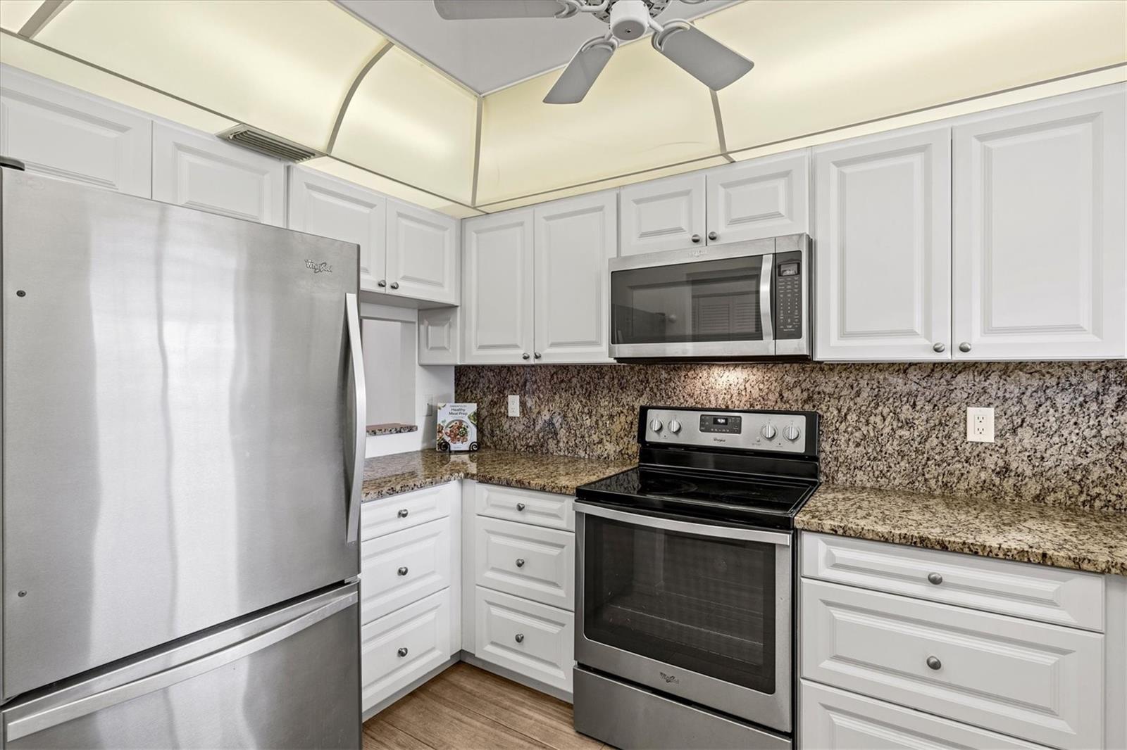 Image 12 of 100 For 1654 Stickney Point Road 54-201