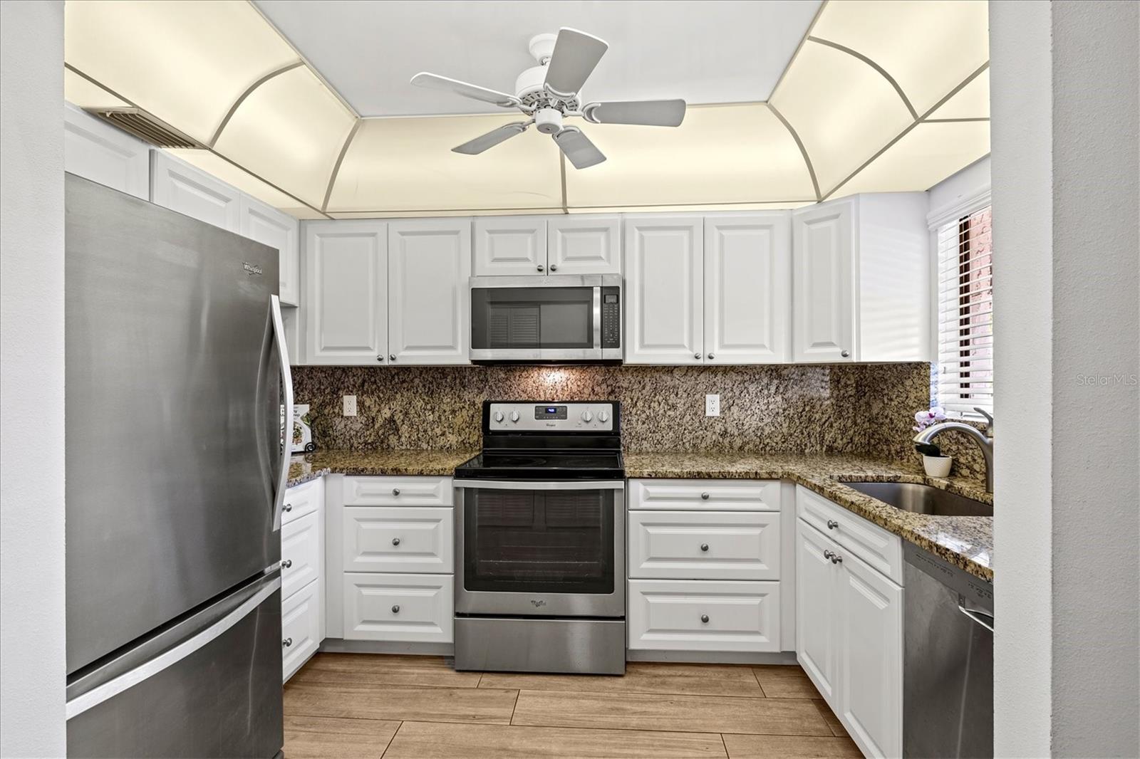 Image 13 of 100 For 1654 Stickney Point Road 54-201