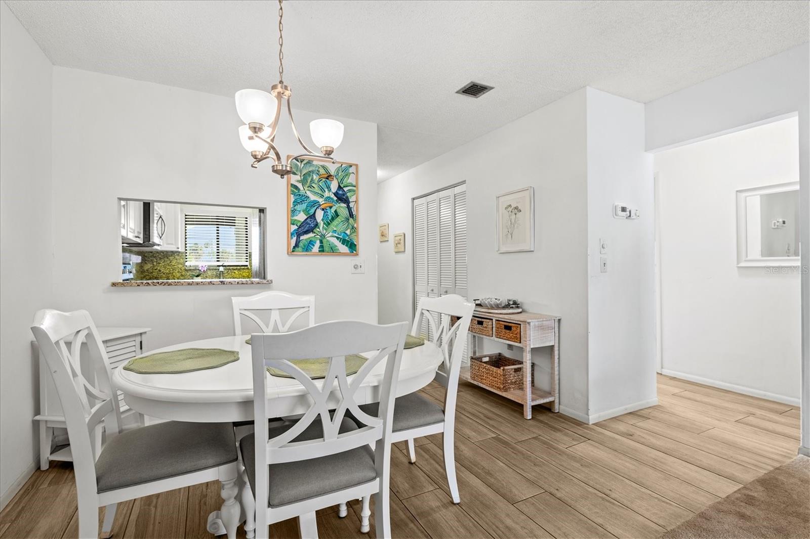 Image 18 of 100 For 1654 Stickney Point Road 54-201