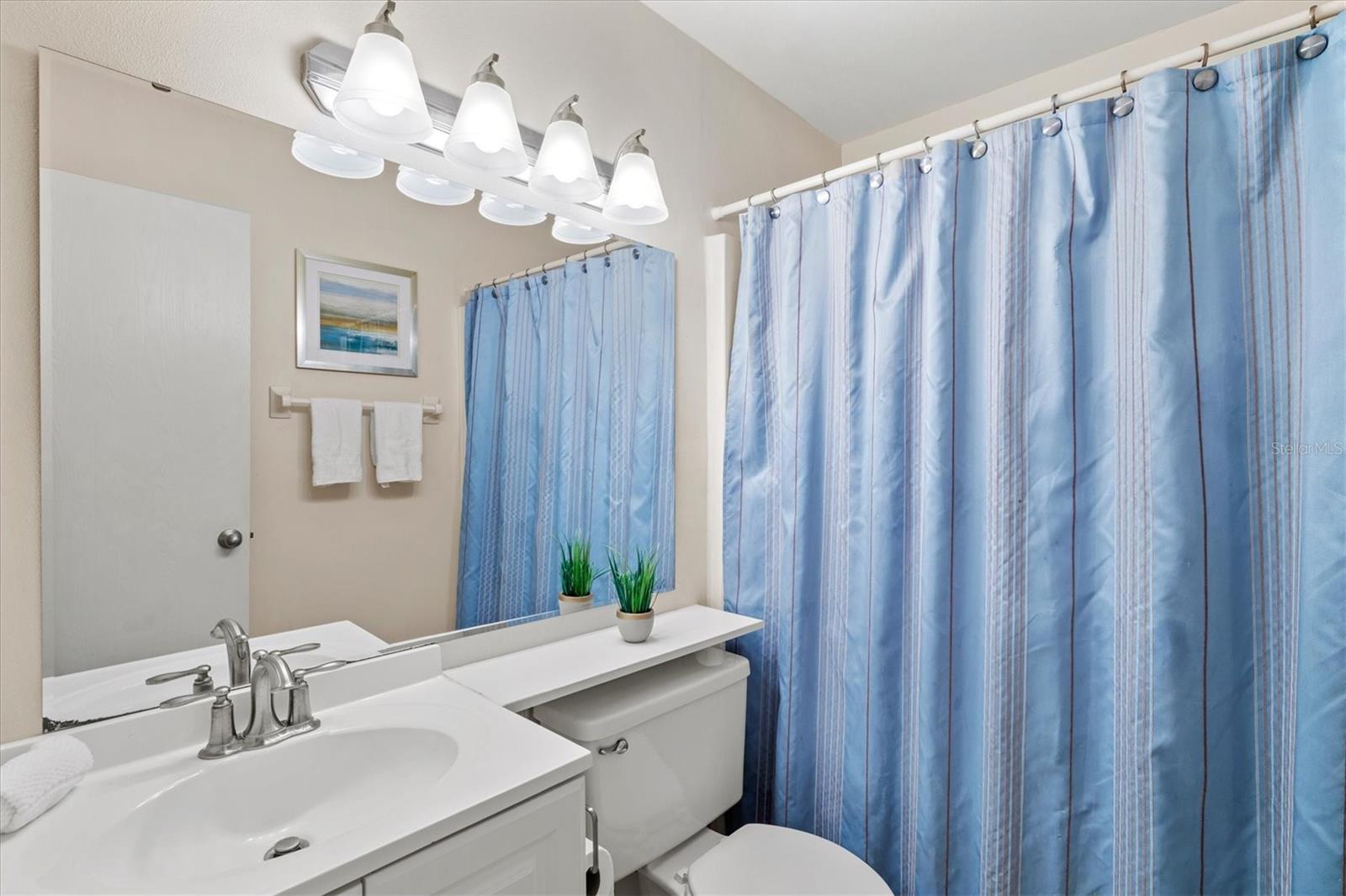 Image 29 of 100 For 1654 Stickney Point Road 54-201