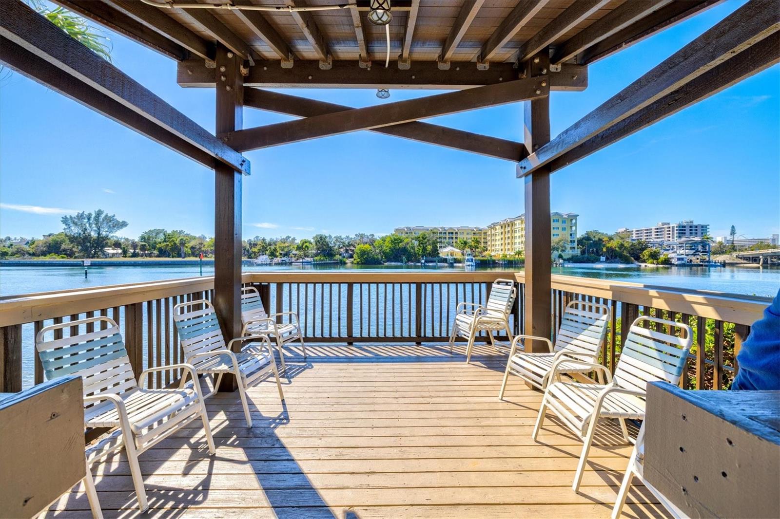 Image 78 of 100 For 1654 Stickney Point Road 54-201