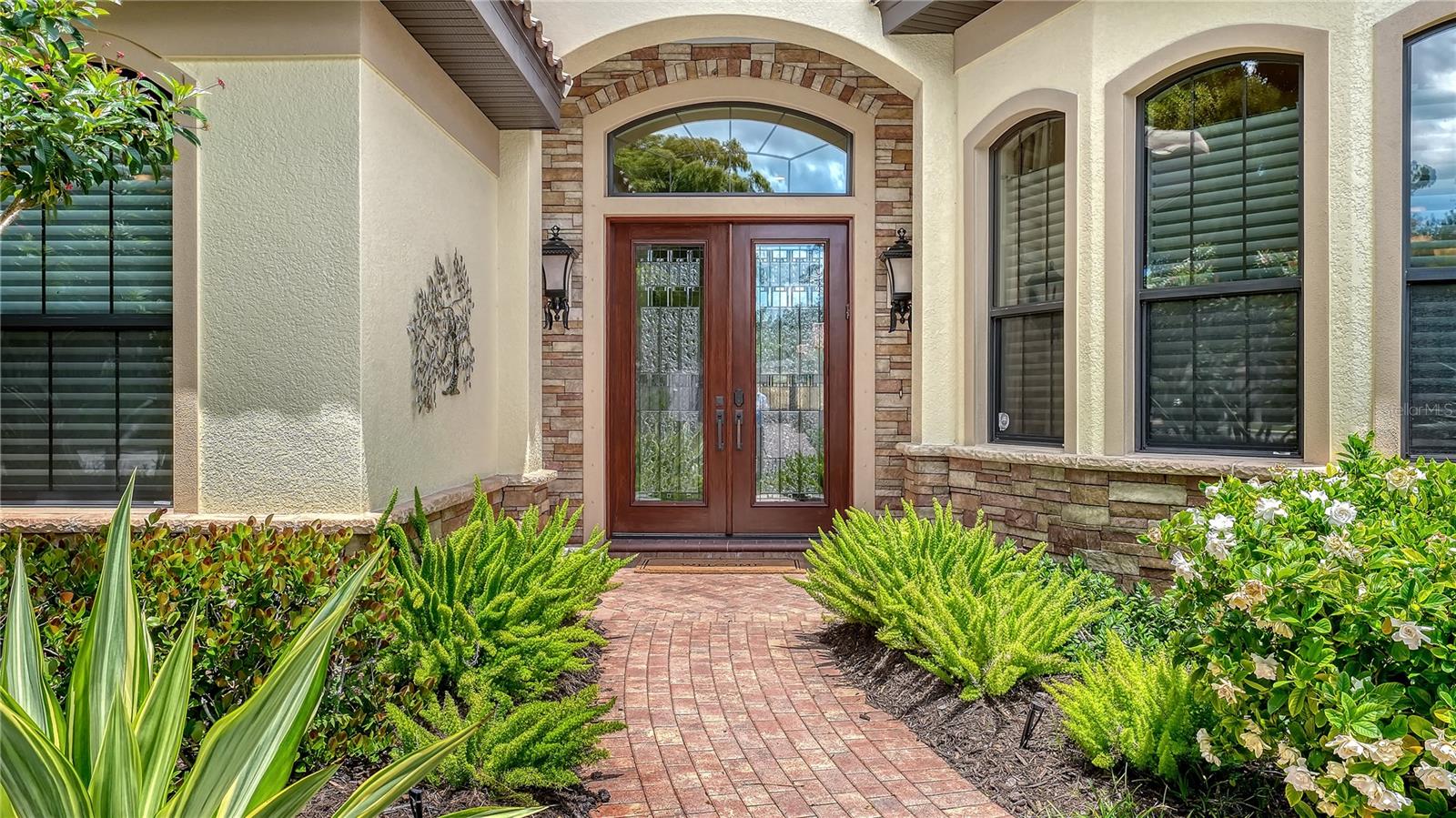 Image 4 of 50 For 1885 Clematis Street