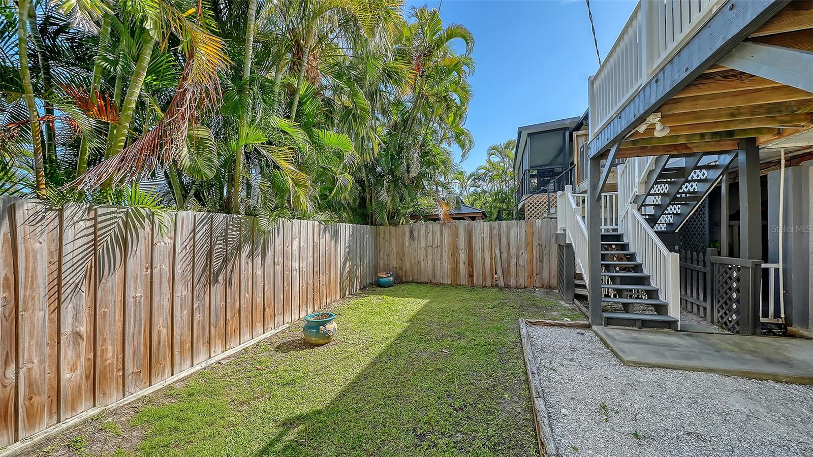 Image 23 of 53 For 6921 Holmes Boulevard