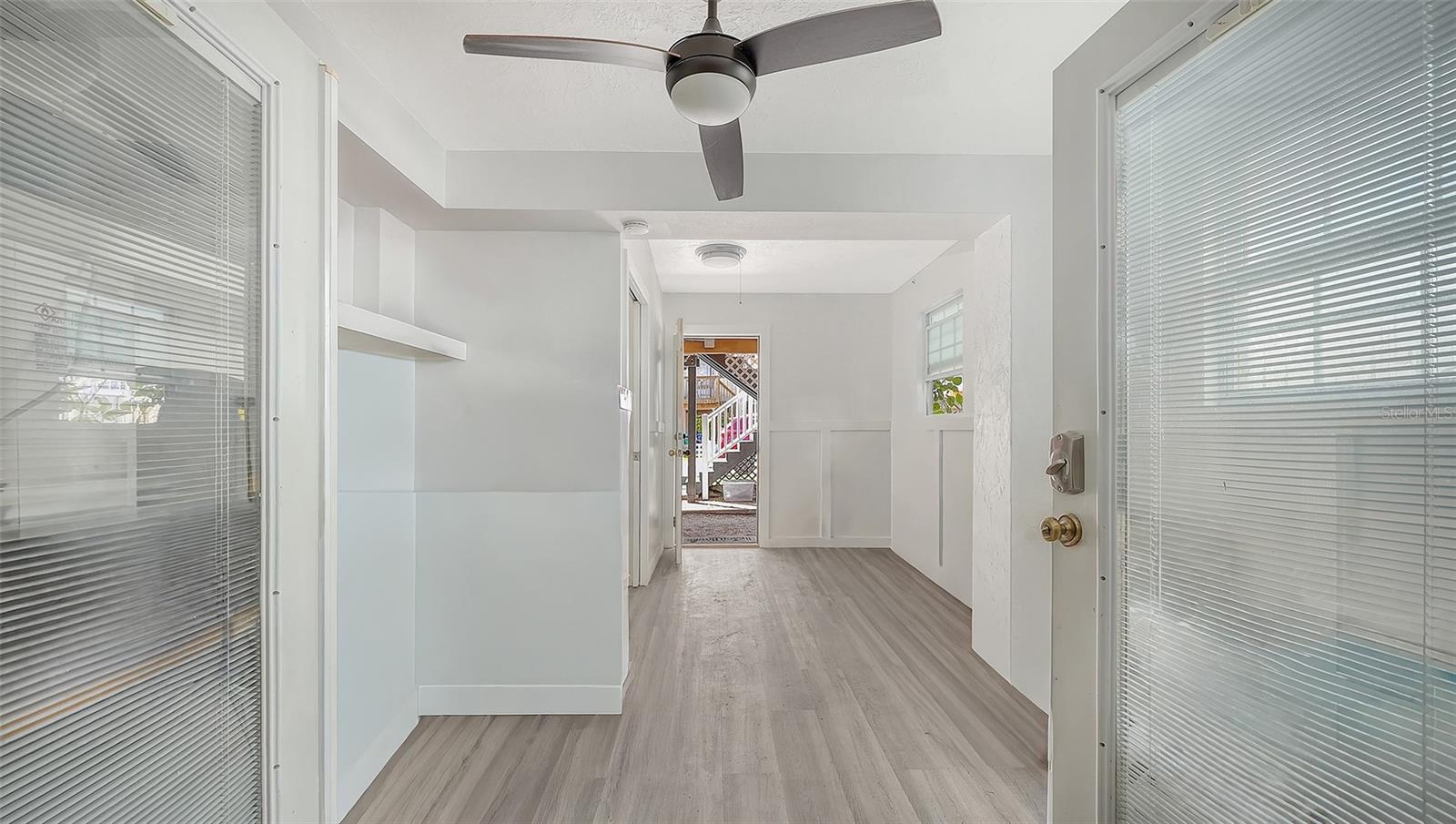 Image 27 of 53 For 6921 Holmes Boulevard