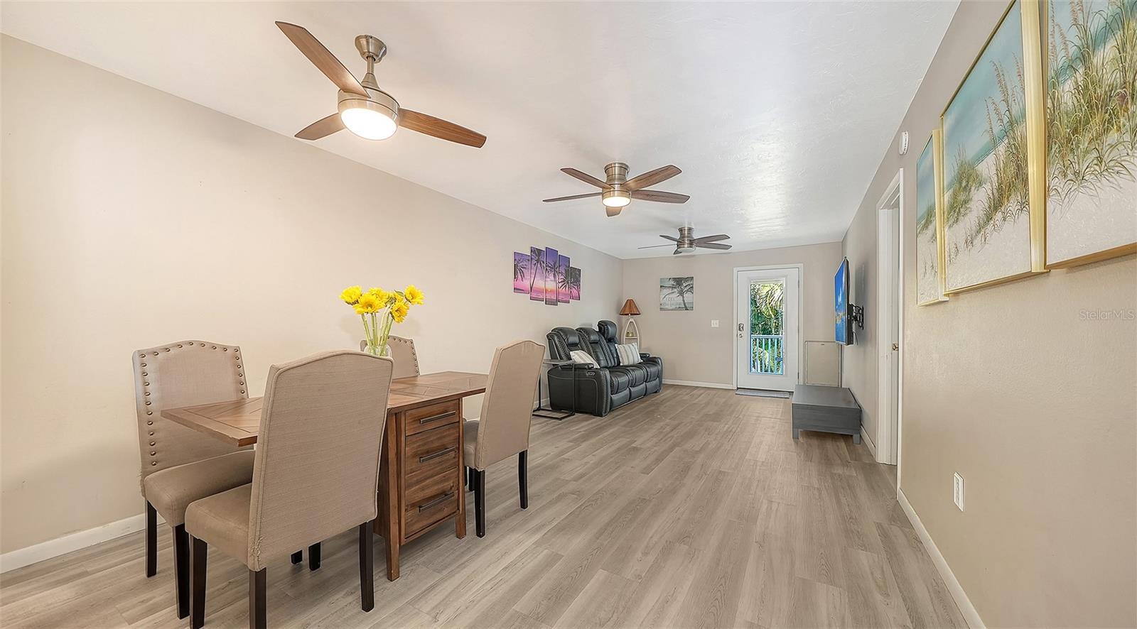 Image 6 of 53 For 6921 Holmes Boulevard