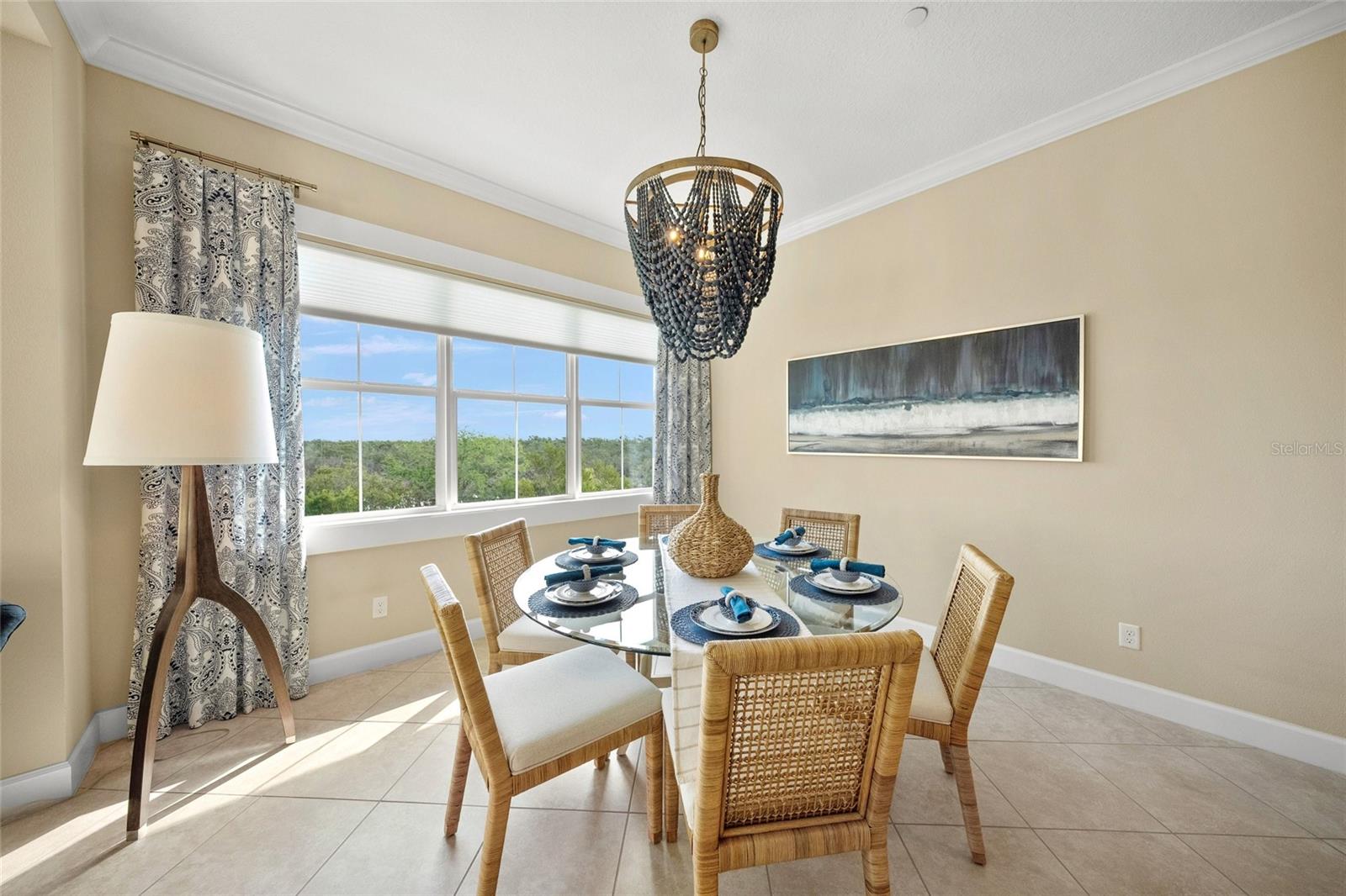 Image 10 of 59 For 229 Sapphire Lake Drive 201