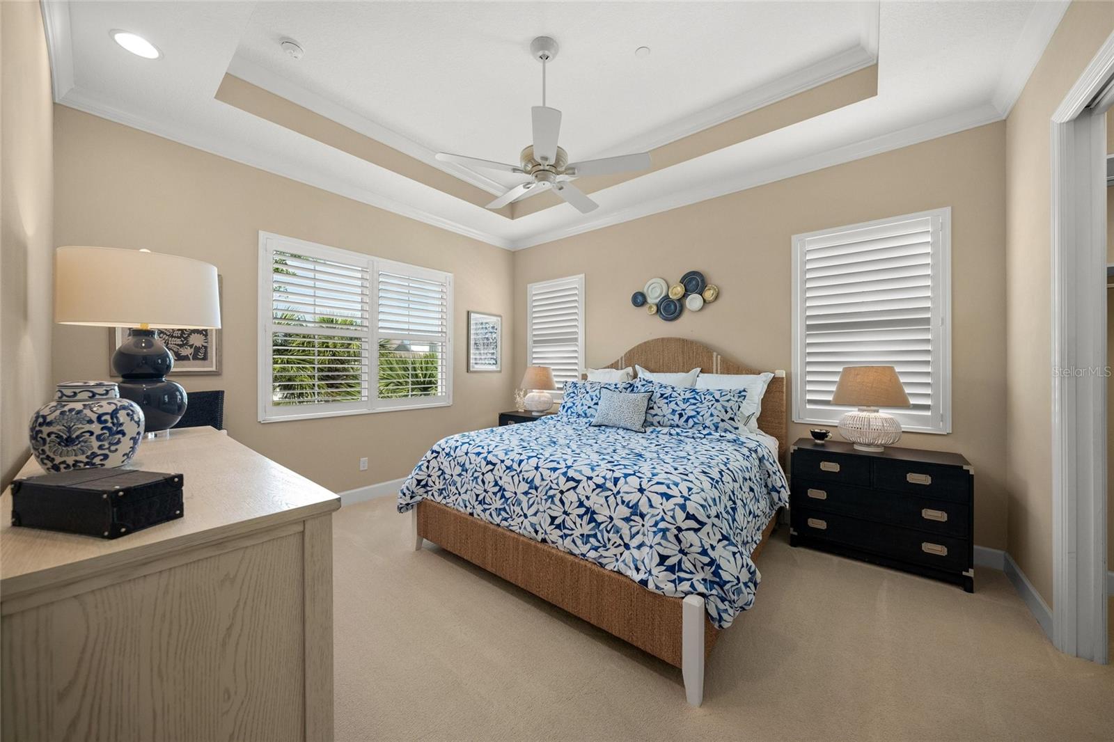 Image 15 of 59 For 229 Sapphire Lake Drive 201