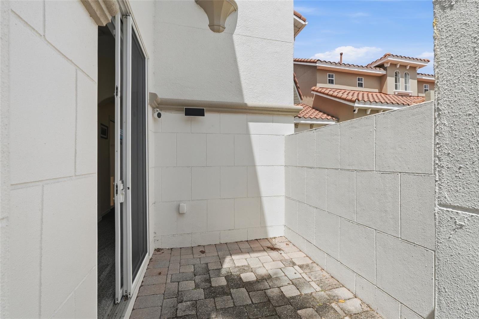 Image 16 of 41 For 934 Brunello Drive