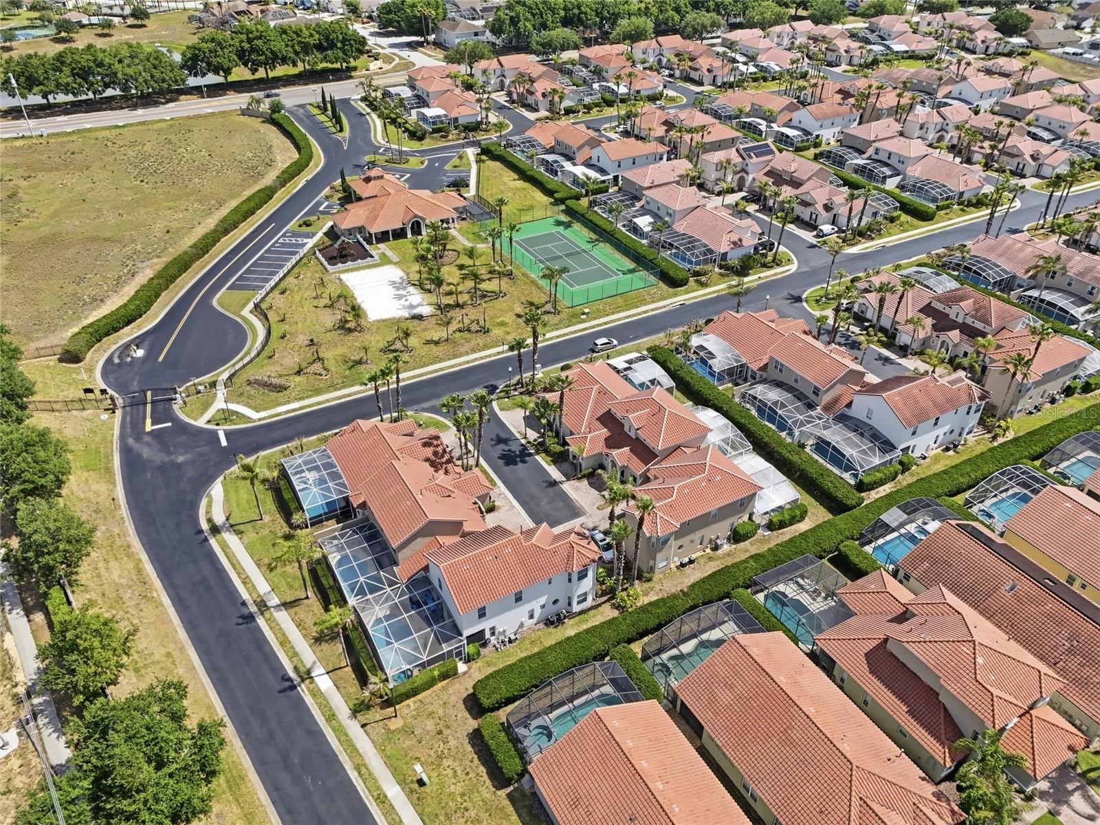 Image 34 of 41 For 934 Brunello Drive