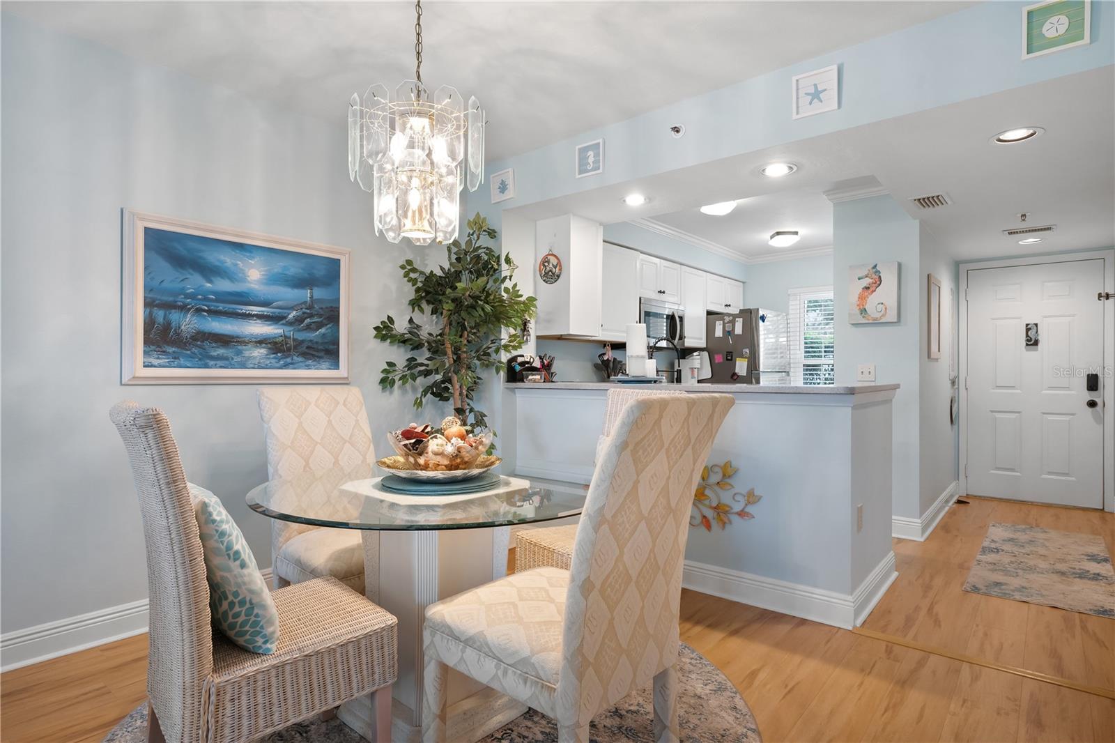 Image 11 of 38 For 1015 Wexford Boulevard 1015