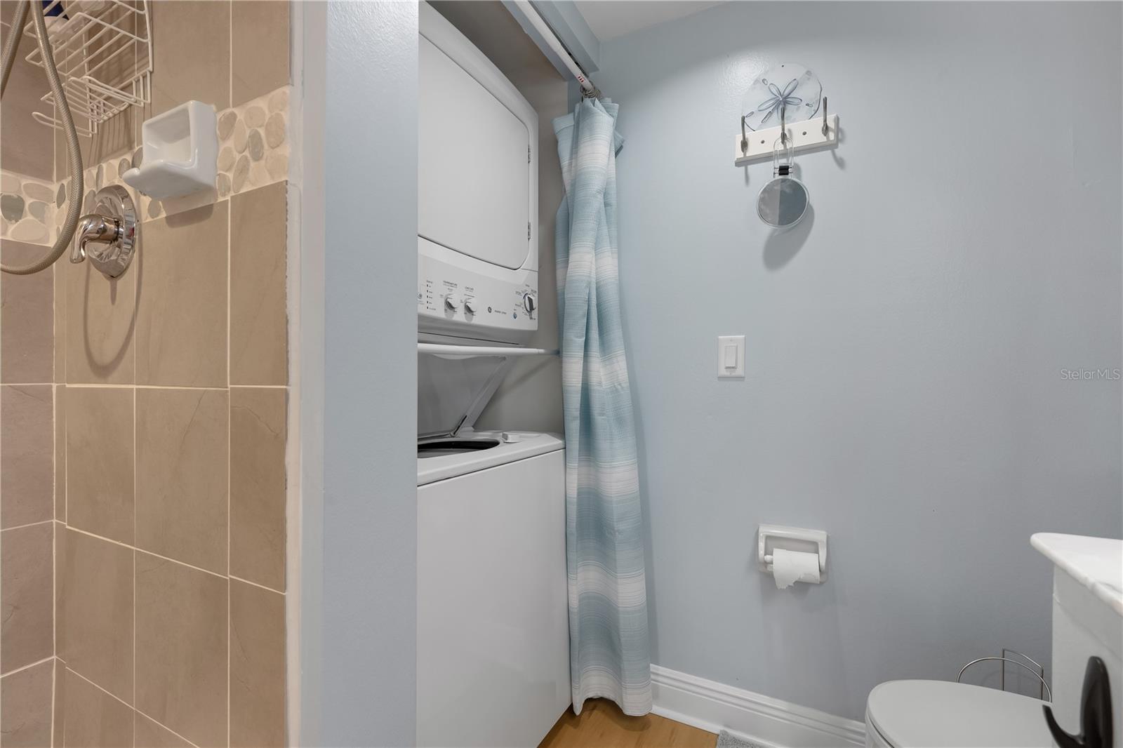 Image 21 of 38 For 1015 Wexford Boulevard 1015