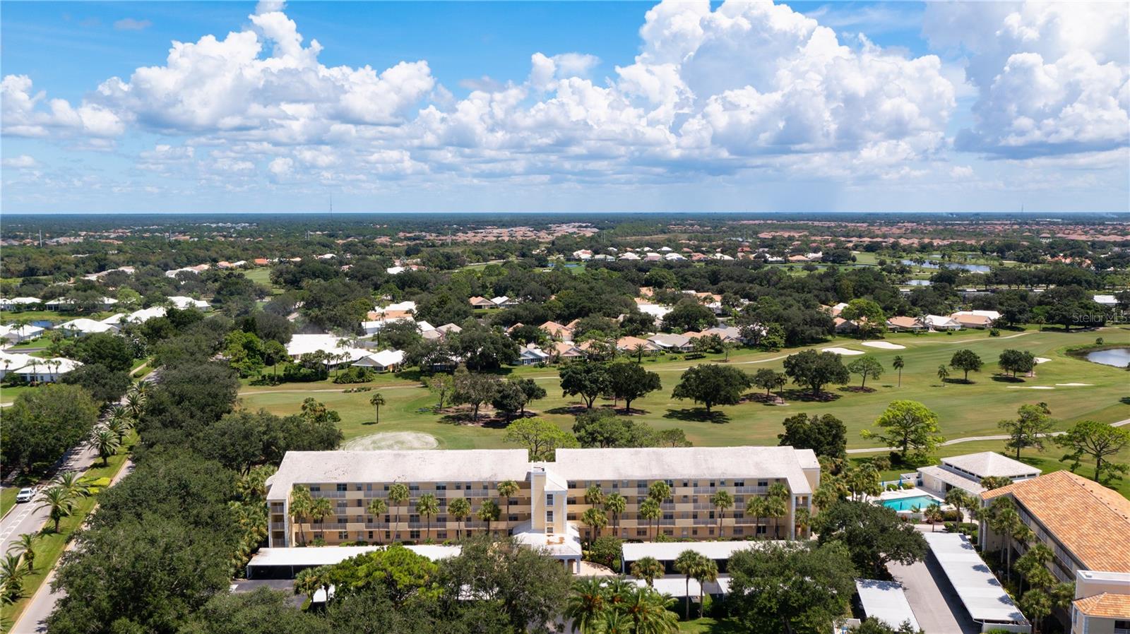 Image 29 of 38 For 1015 Wexford Boulevard 1015