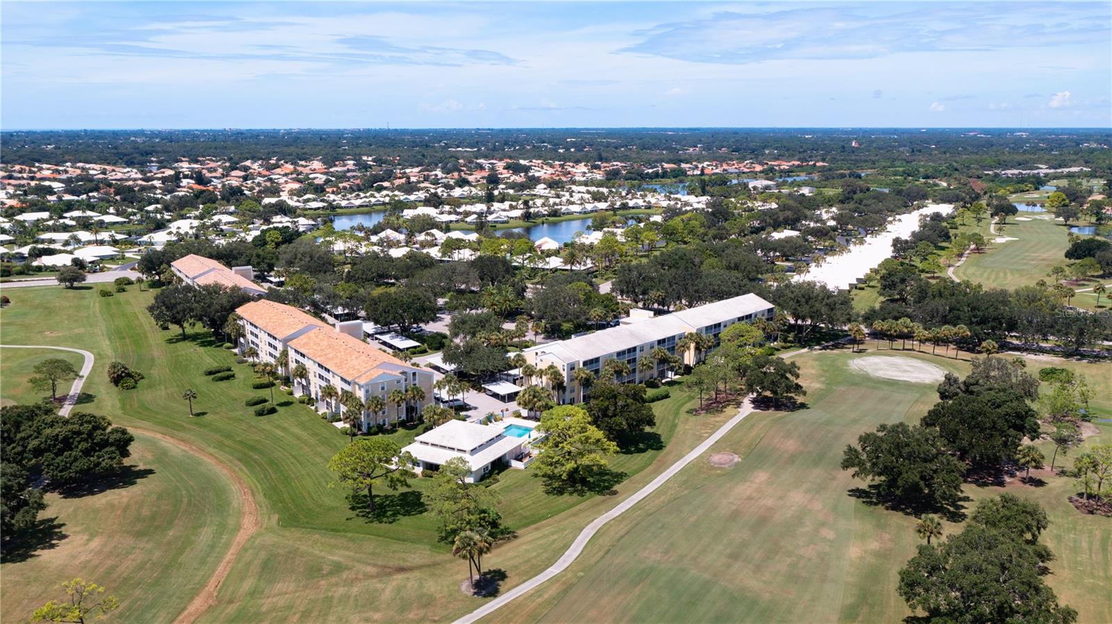 Image 32 of 38 For 1015 Wexford Boulevard 1015