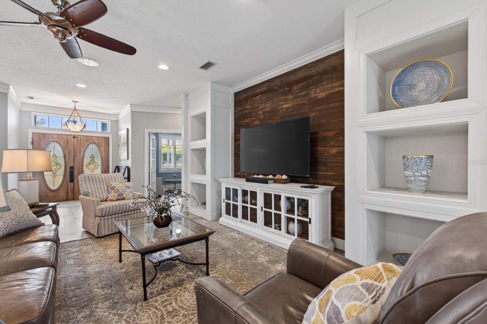 Image 11 of 79 For 6119 9th Avenue Circle Ne